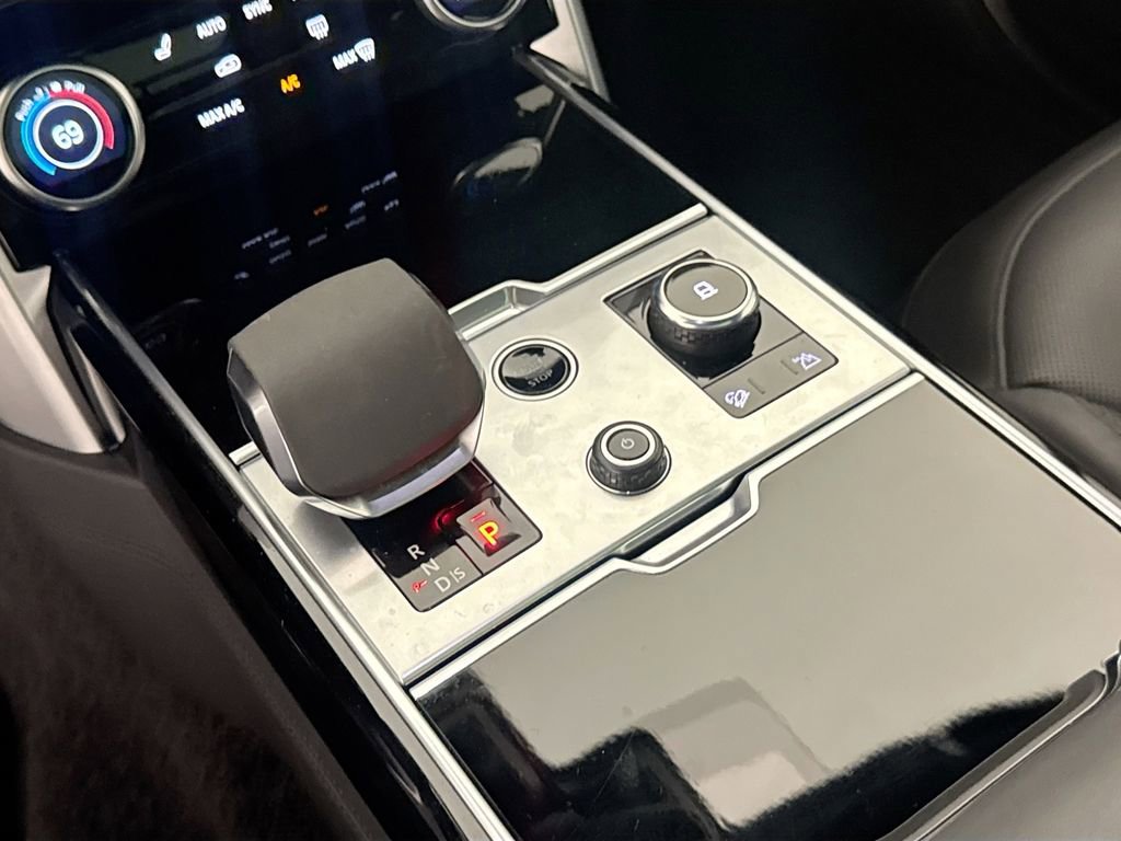 Certified 2023 Land Rover Range Rover SE AWD/4WD image 16