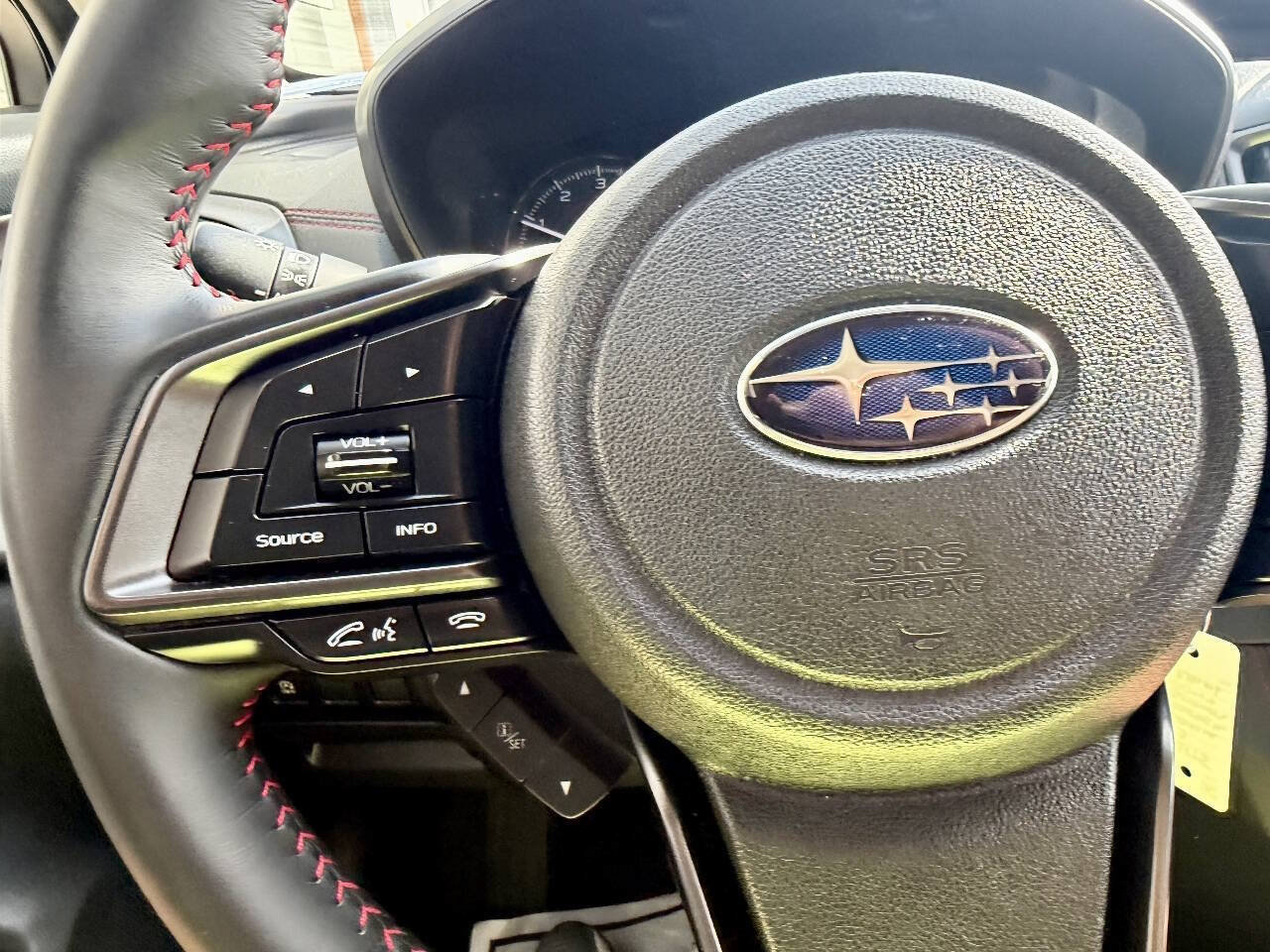 Used 2023 Subaru Crosstrek 2.0i Premium w/ Special Edition AWD/4WD image 33