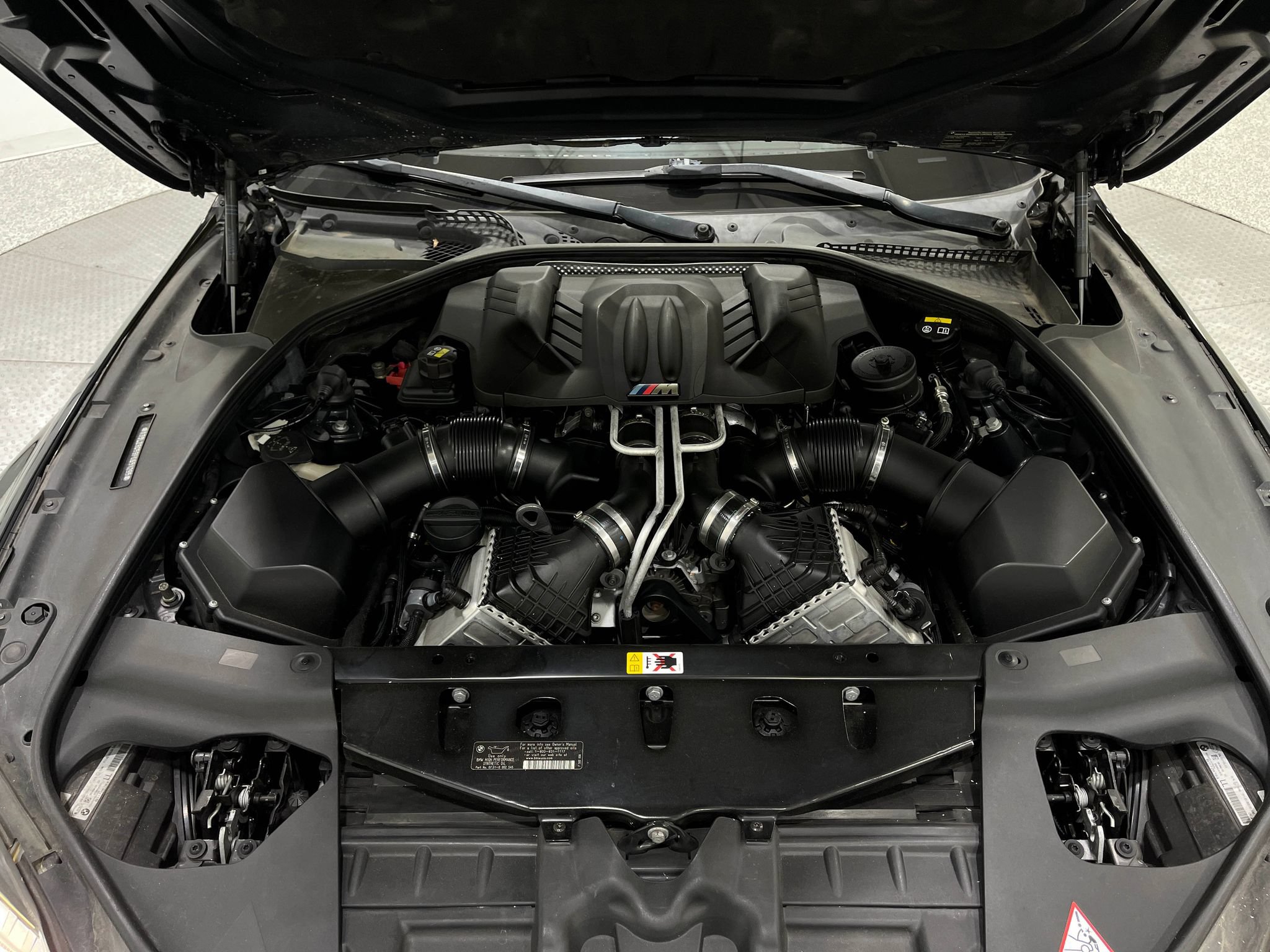 Used 2015 BMW M6 Convertible RWD image 26