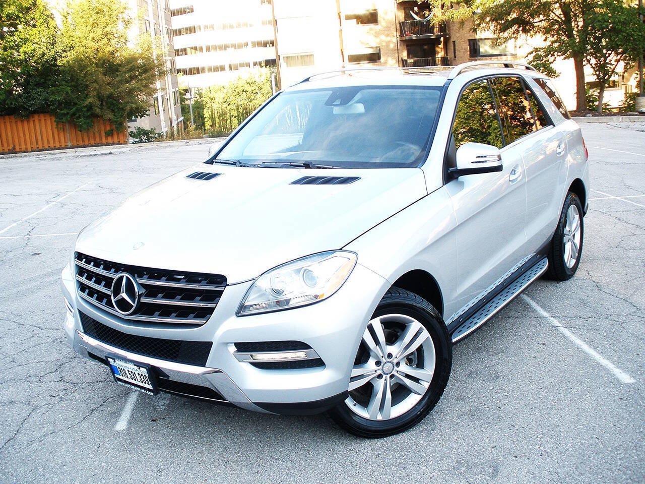 Used 2015 Mercedes-Benz ML 350 4MATIC image 2