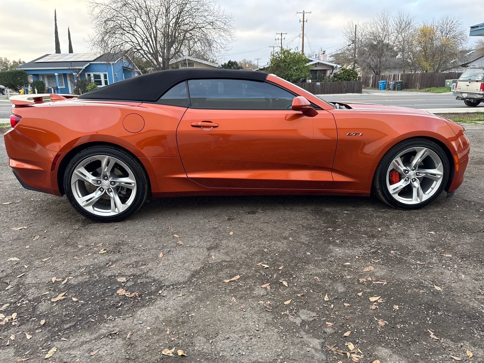 Used 2023 Chevrolet Camaro LT w/ Technology Package image 6