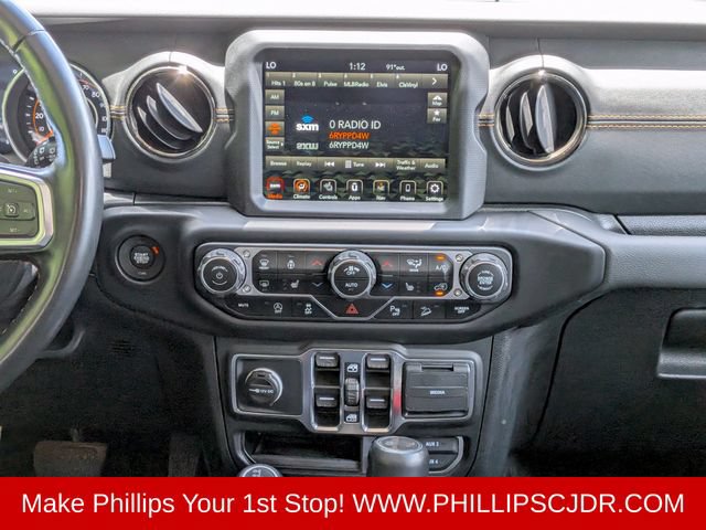 Used 2021 Jeep Wrangler Unlimited Sahara AWD/4WD image 17