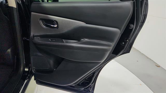 Used 2021 Nissan Murano S image 28