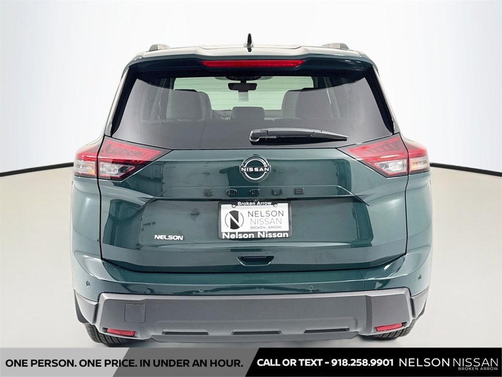 New 2026 Nissan Rogue Dark Armor FWD image 6