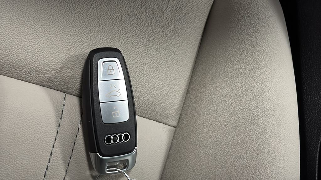 Used 2025 Audi A3 2.0T Premium Plus w/ Premium Plus Package AWD/4WD image 39