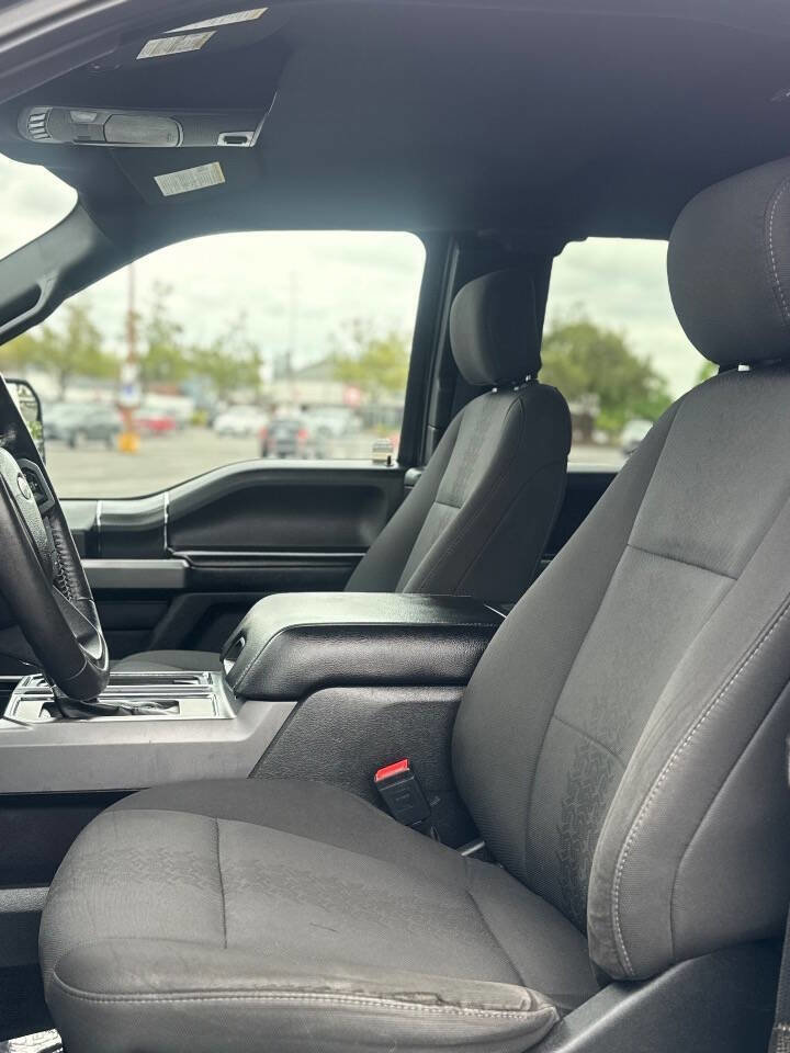 Used 2018 Ford F150 XLT w/ Equipment Group 302A Luxury AWD/4WD image 3