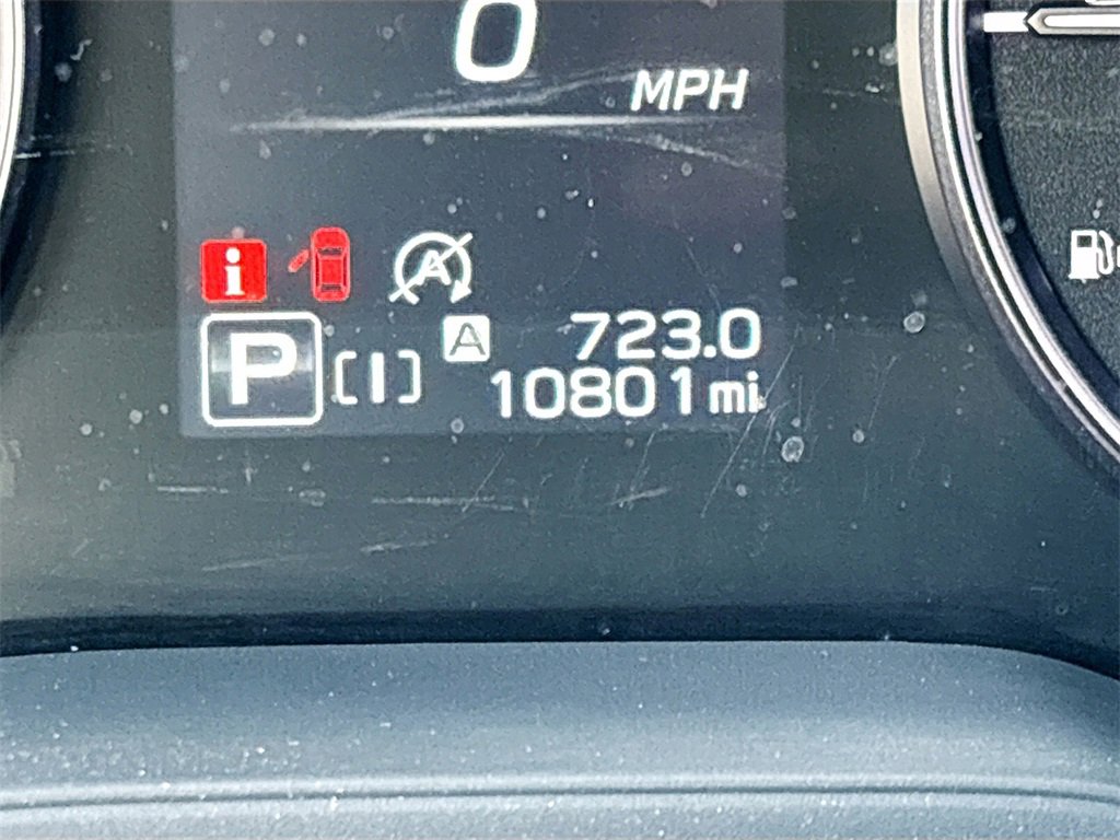 Used 2024 Subaru Crosstrek 2.5i Limited w/ Crosstrek Mirror Package image 12