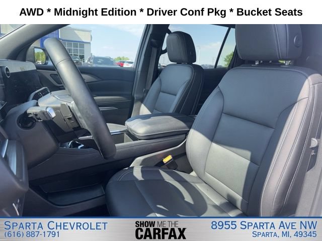 Used 2025 Chevrolet Traverse LT w/ Midnight/Sport Edition AWD/4WD image 11