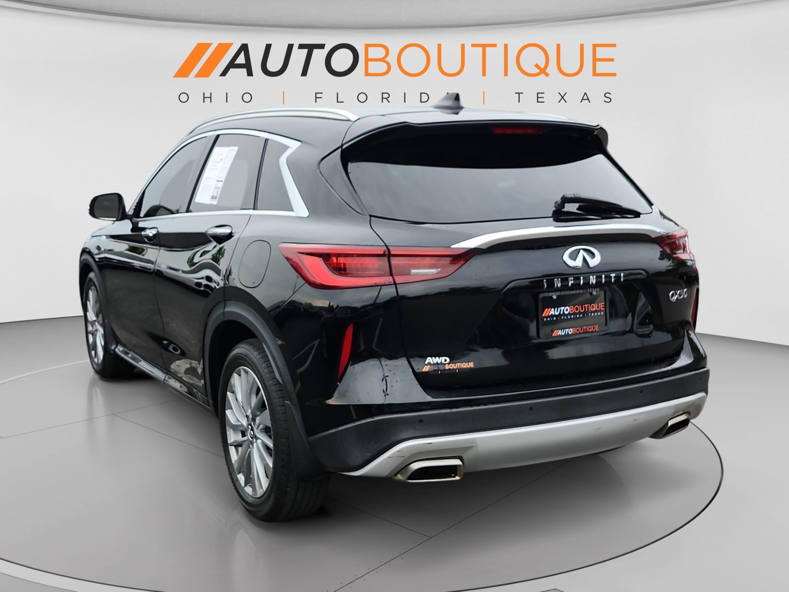Used 2023 INFINITI QX50 Luxe AWD/4WD image 3