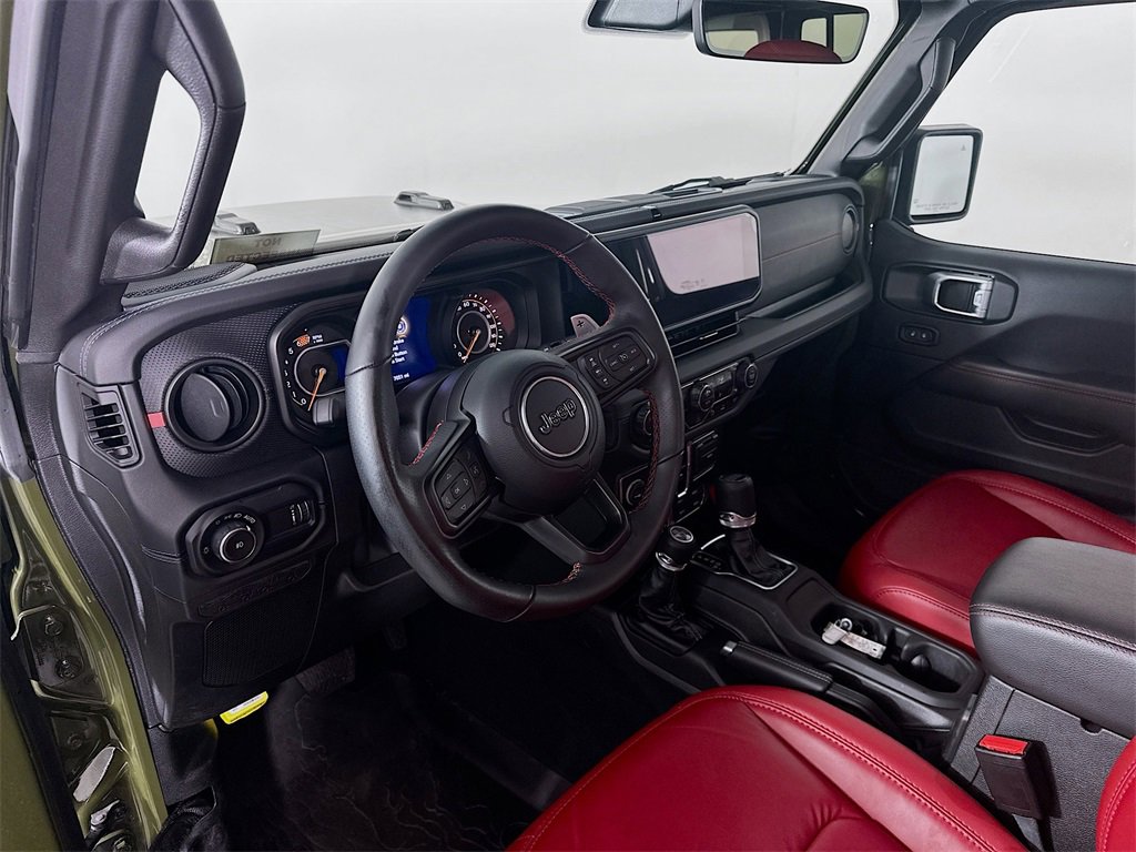 Used 2024 Jeep Wrangler Unlimited Rubicon 392 image 31