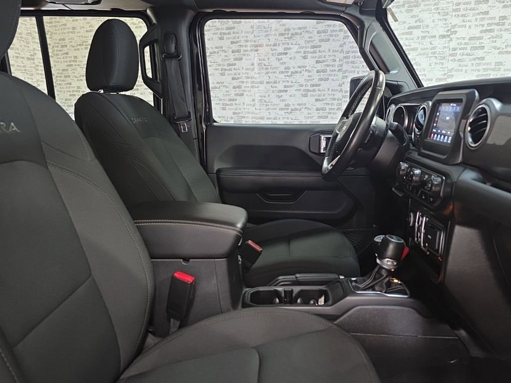 Used 2021 Jeep Wrangler Unlimited Sahara image 10