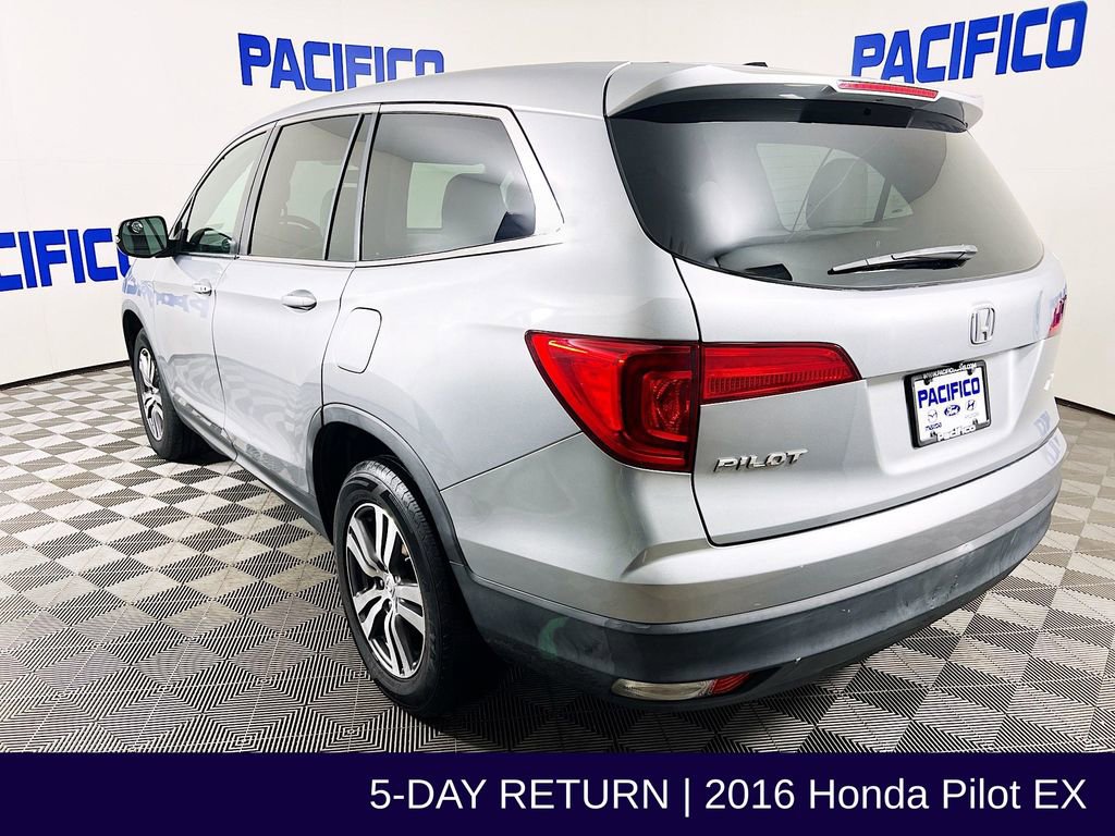 Used 2016 Honda Pilot EX image 5