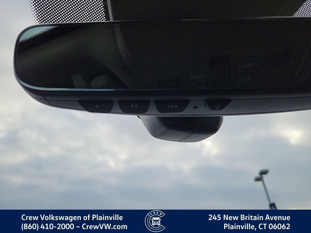 Certified 2023 Volkswagen Atlas SEL R-Line image 10