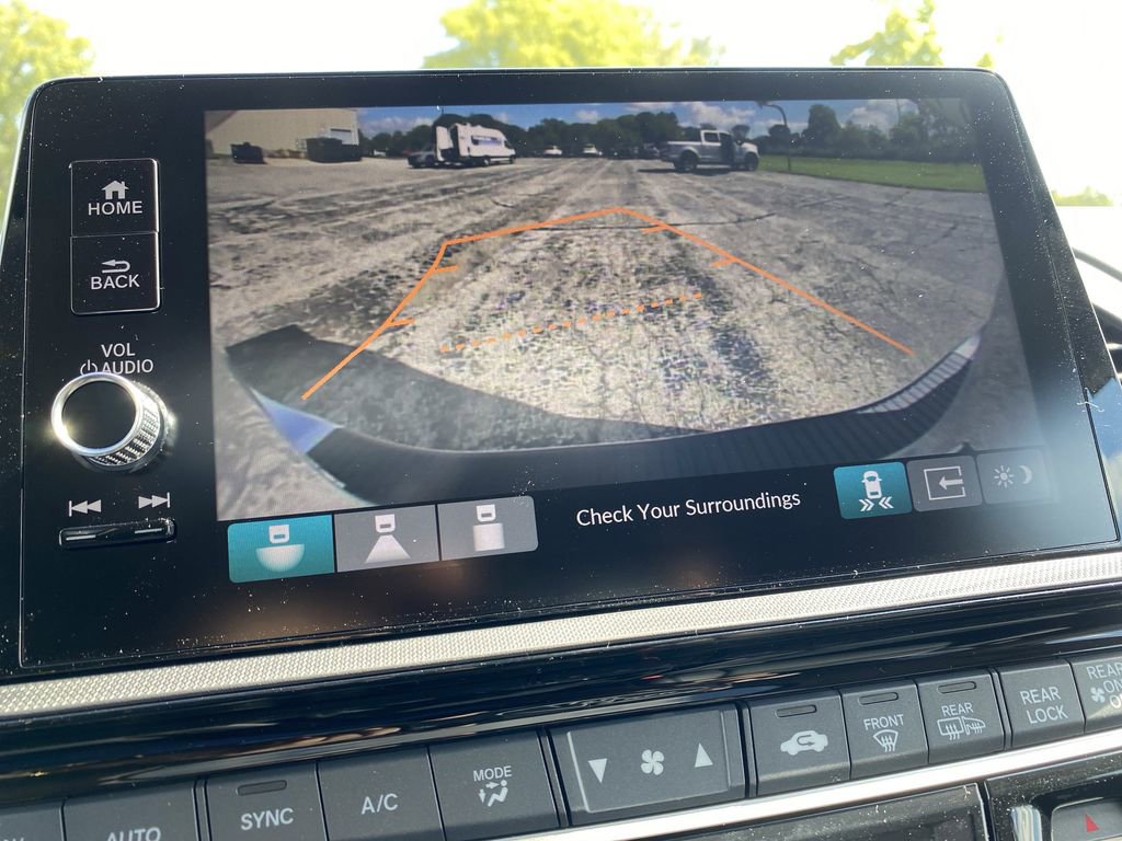 New 2026 Honda Odyssey Touring image 11