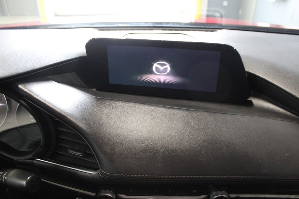 Used 2023 MAZDA MAZDA3 s image 26