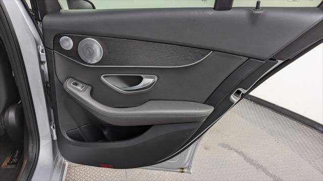 Used 2021 Mercedes-Benz C 300 Sedan image 21