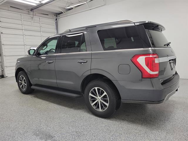 Used 2020 Ford Expedition XLT image 4