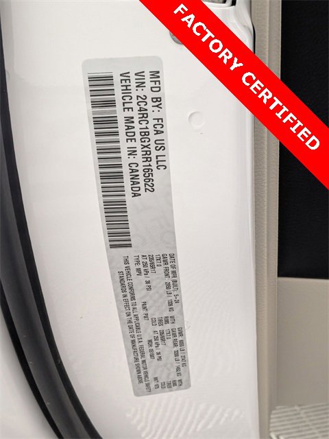 Certified 2024 Chrysler Pacifica Touring-L image 37