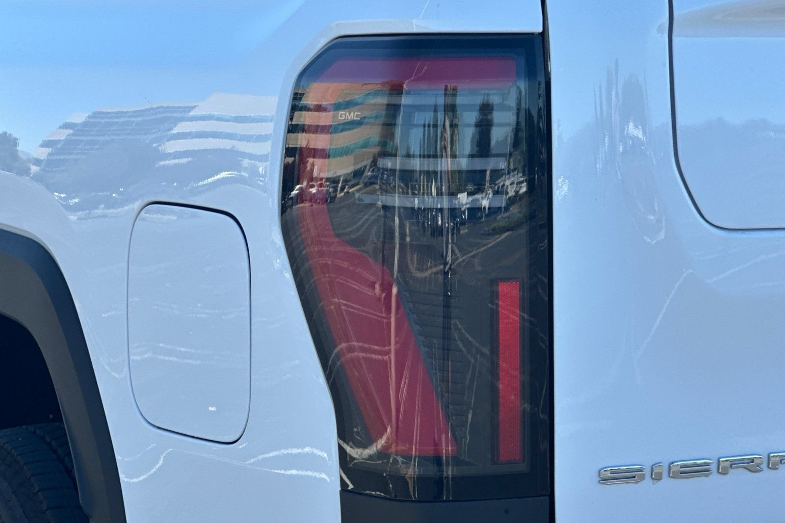 Used 2026 GMC Sierra EV Elevation AWD/4WD image 44