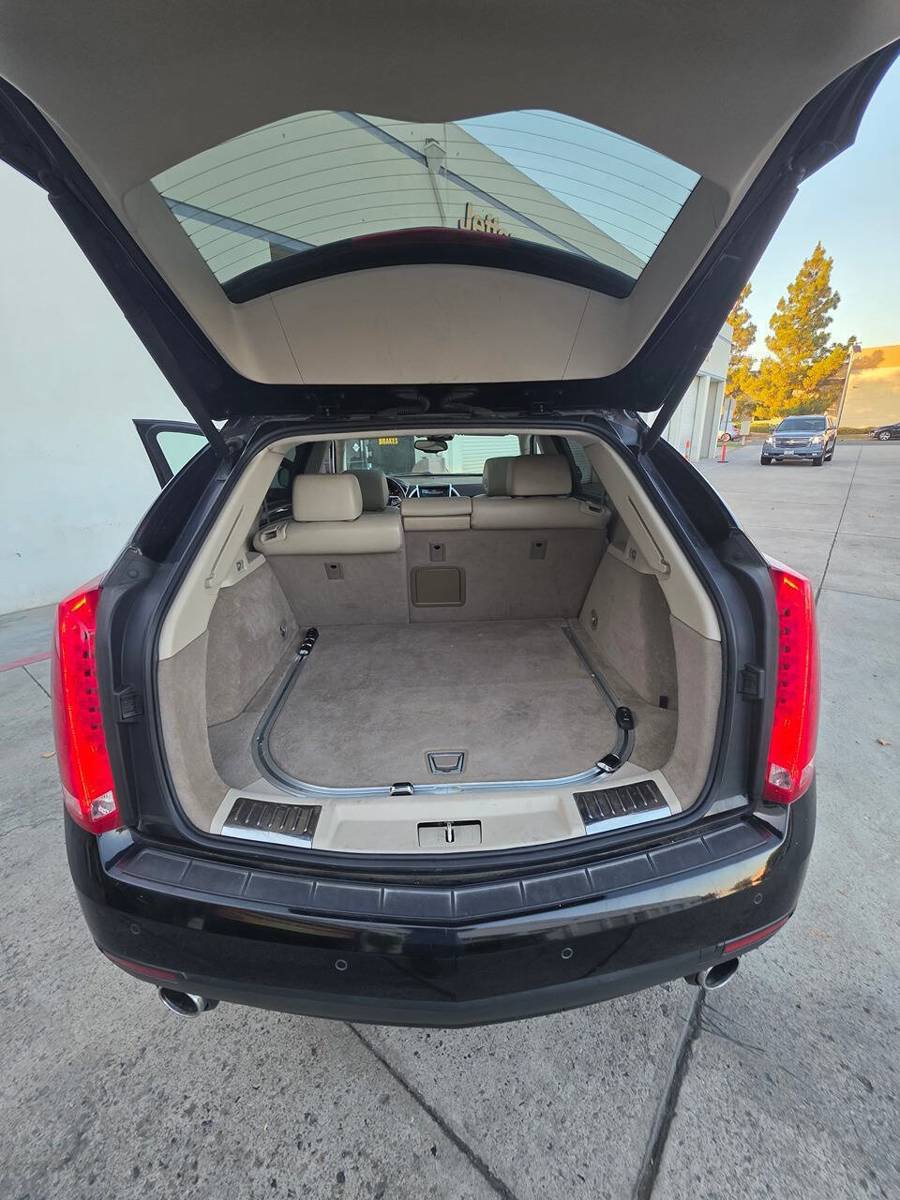 Used 2016 Cadillac SRX Performance w/ Driver Awareness Package FWD image 20