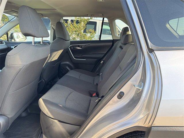 Used 2021 Toyota RAV4 XLE w/ Convenience Package image 24