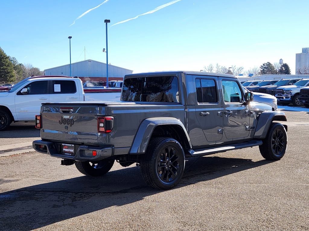 Used 2023 Jeep Gladiator Overland image 3