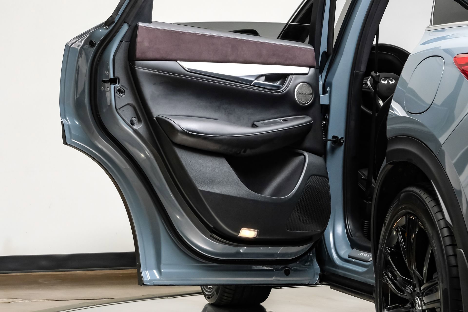 Used 2023 INFINITI QX50 Sensory image 47