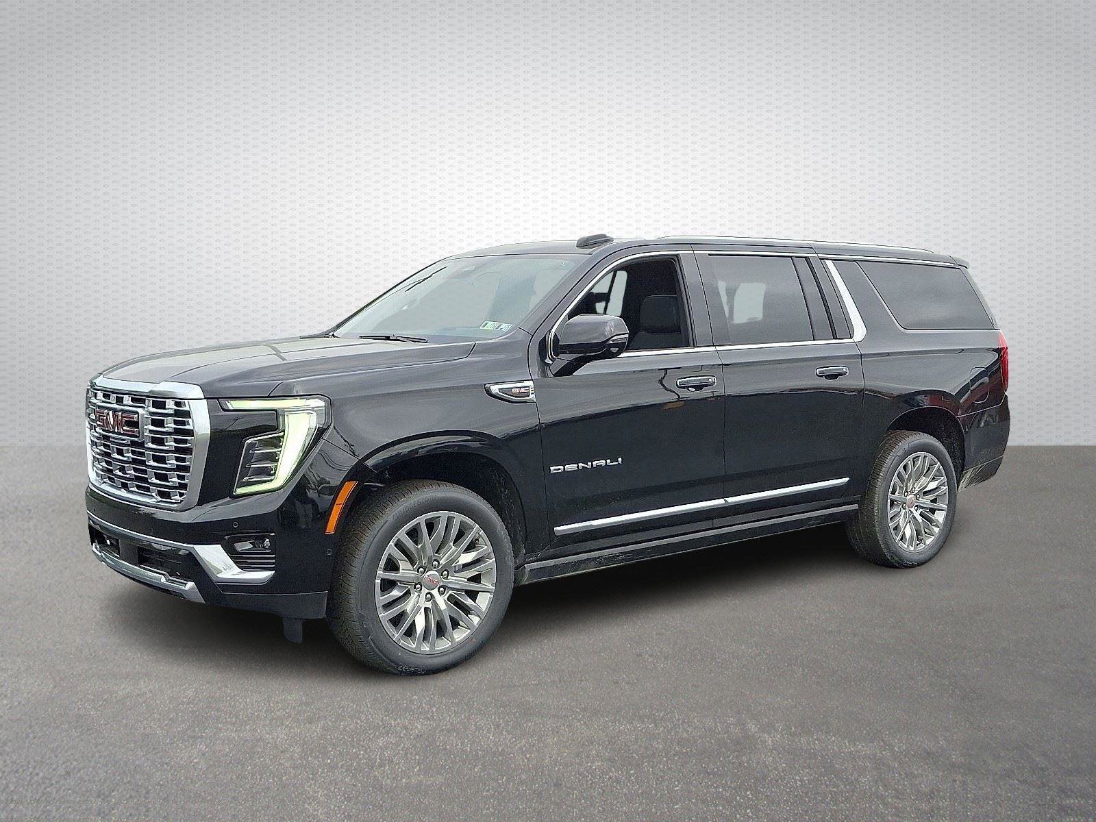 New 2025 GMC Yukon XL Denali w/ Denali Reserve Package image 2