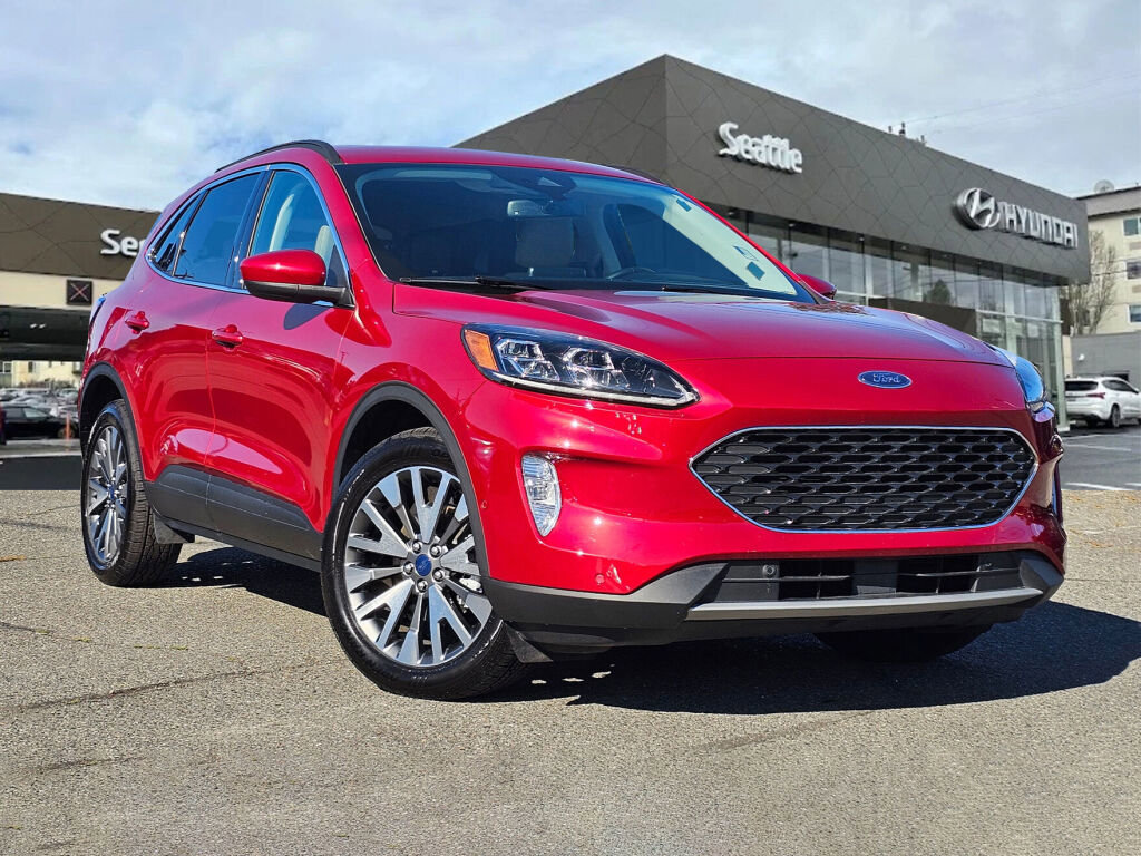 Used 2022 Ford Escape Titanium
