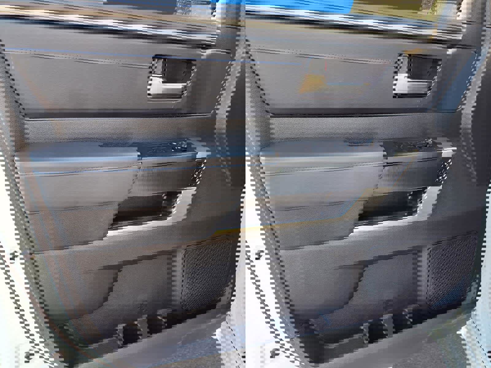 Used 2026 Toyota Tundra Platinum w/ TRD Off-Road Package image 13