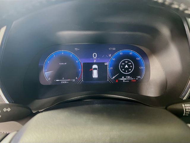 Used 2023 Toyota Highlander Platinum image 15