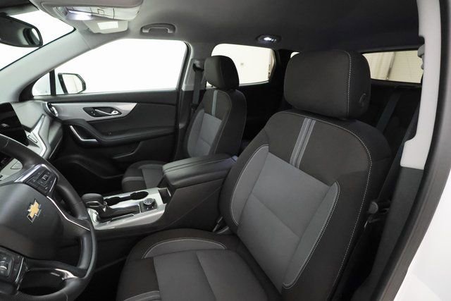 Used 2025 Chevrolet Blazer LT w/ Convenience Package image 10