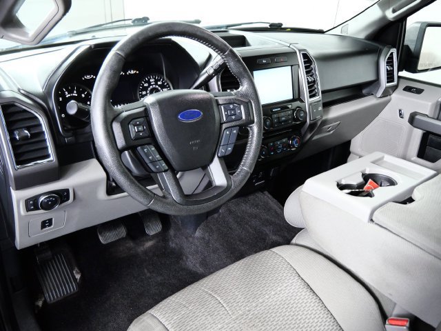Used 2015 Ford F150 XLT w/ Equipment Group 302A Luxury AWD/4WD image 3