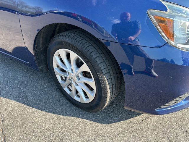 Used 2019 Nissan Sentra S w/ Appearance Package FWD image 8