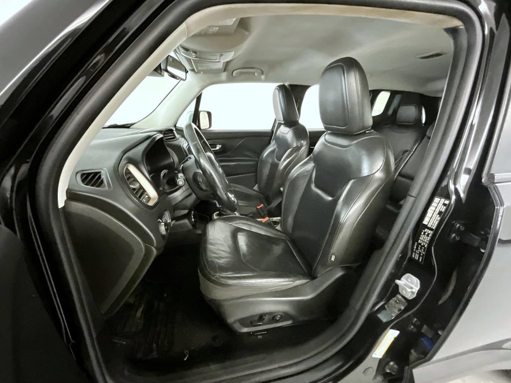 Used 2017 Jeep Renegade Limited AWD/4WD image 10