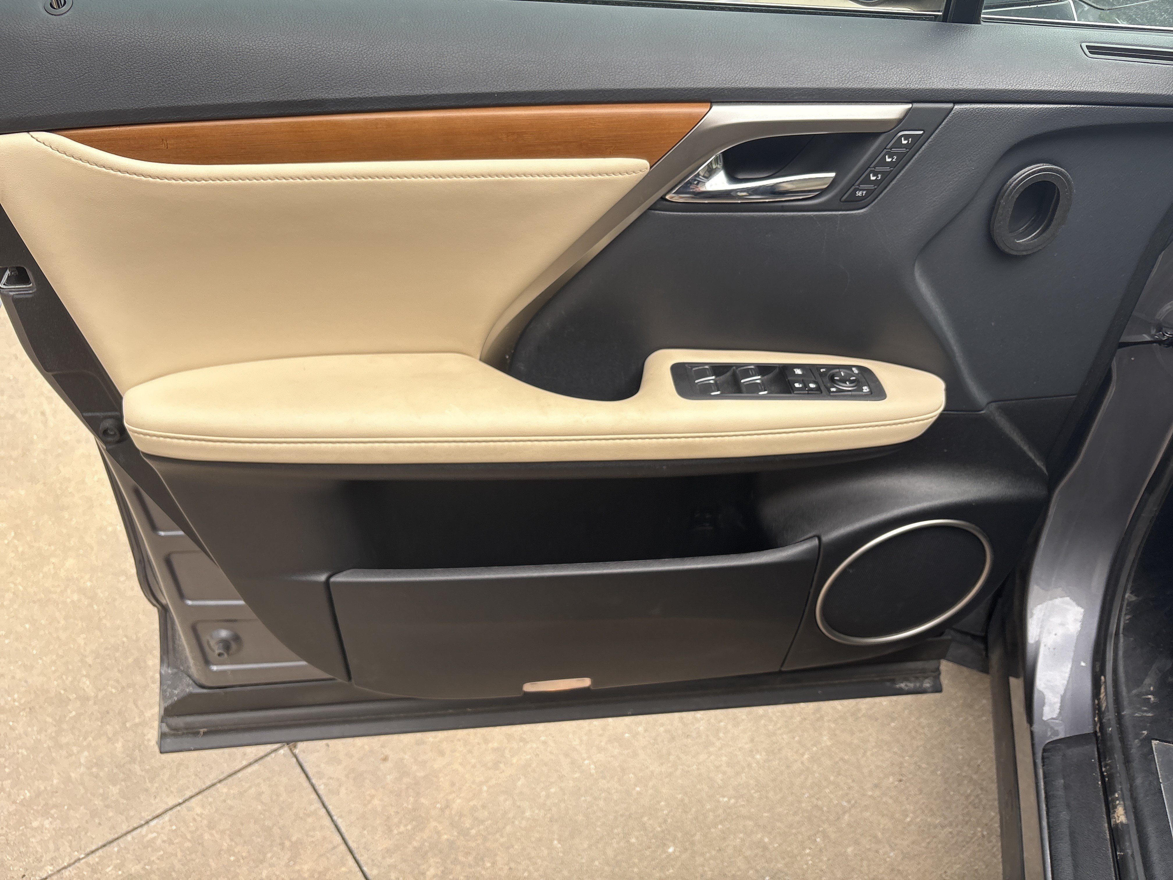 Certified 2022 Lexus RX 350 AWD w/ Premium Package image 14