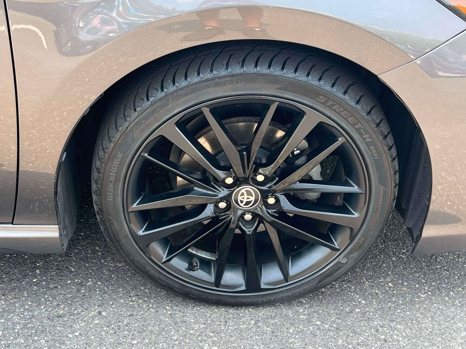 Used 2021 Toyota Camry XSE AWD/4WD image 6