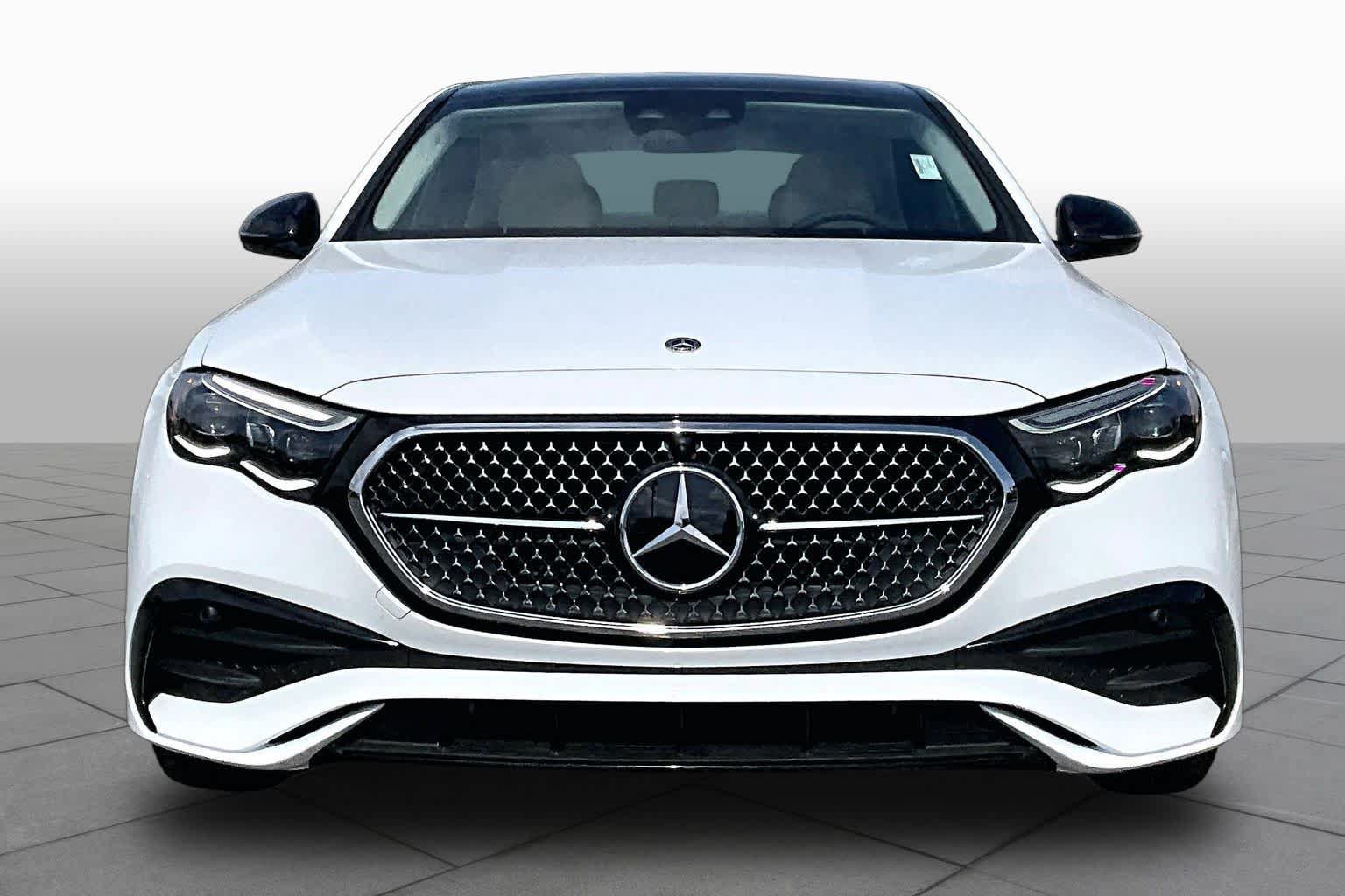 New 2026 Mercedes-Benz E 450 4MATIC Sedan image 3