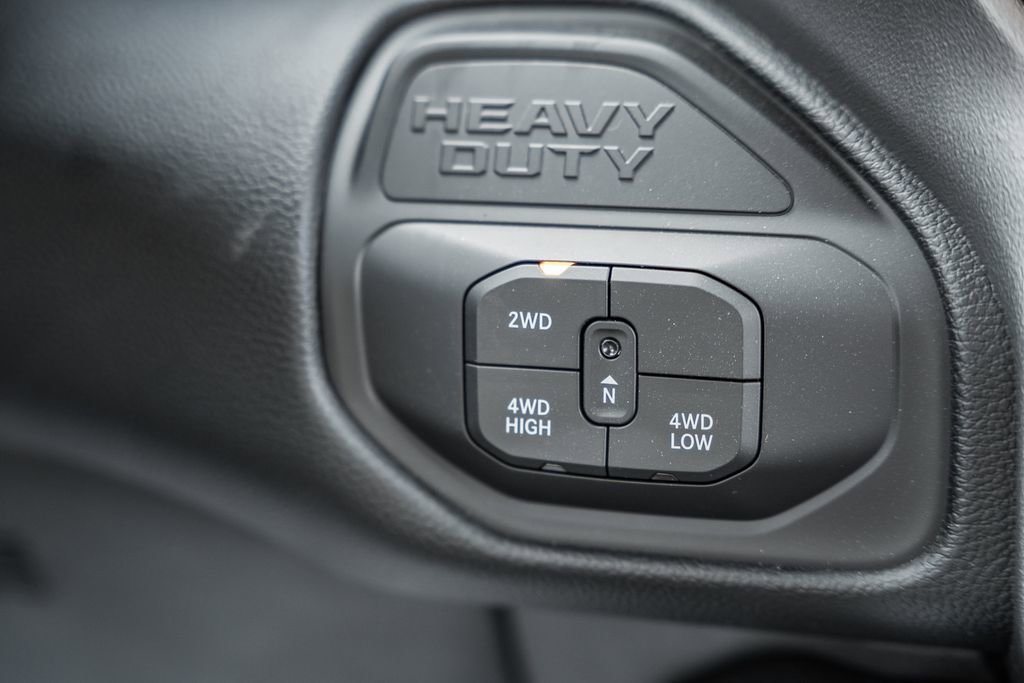 New 2026 RAM 2500 Big Horn AWD/4WD image 28