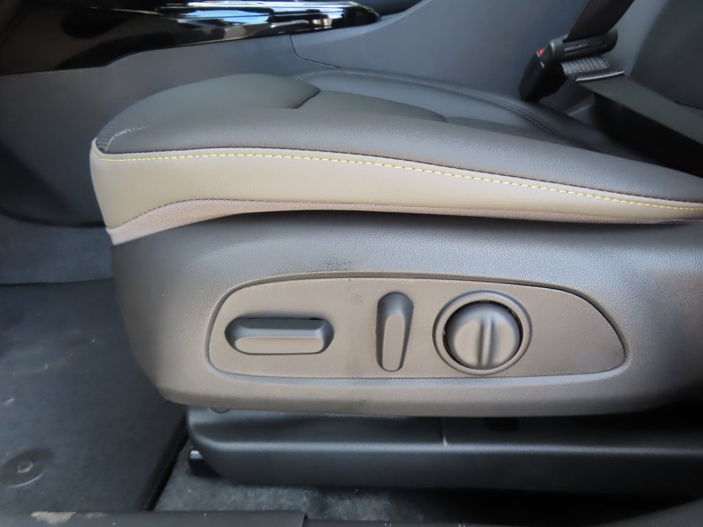 New 2026 Chevrolet Trax ACTIV w/ Sunroof Package image 9