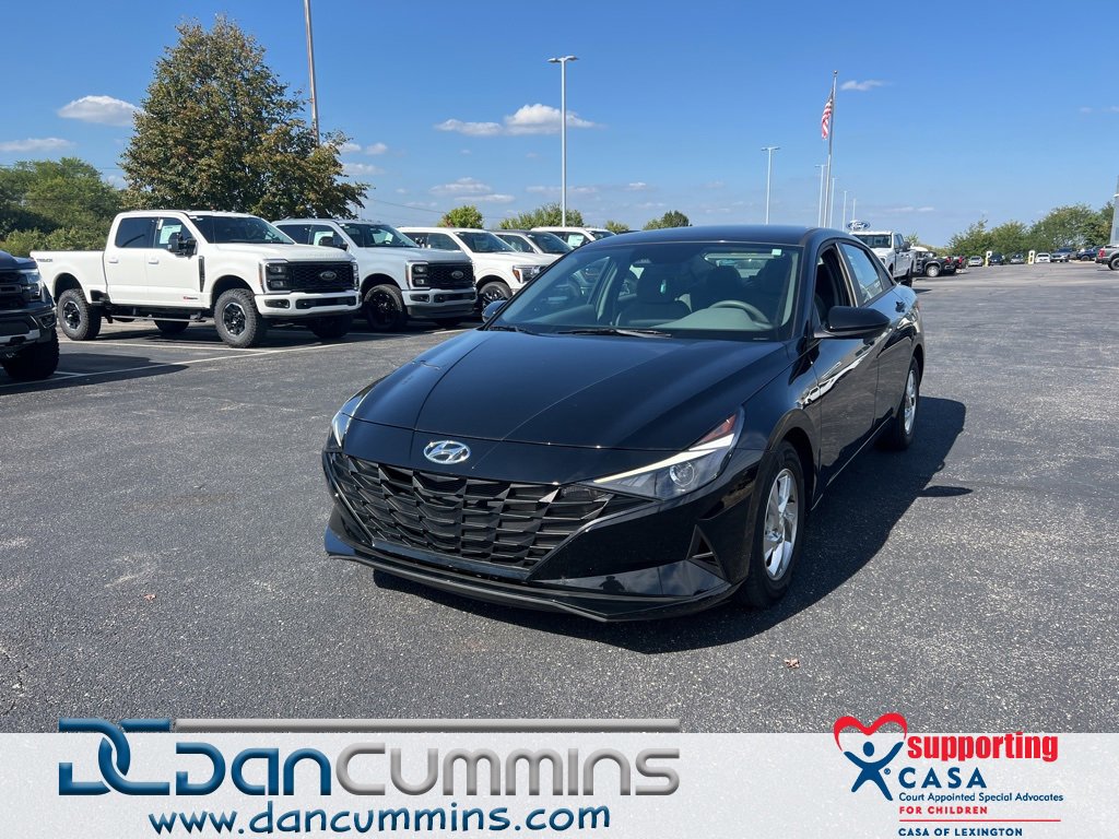 Used 2023 Hyundai Elantra SE
