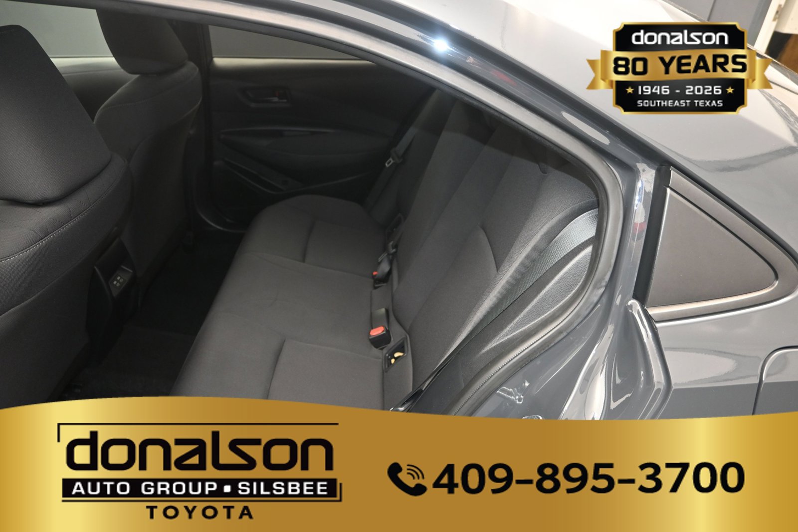Used 2025 Toyota Corolla LE FWD image 8