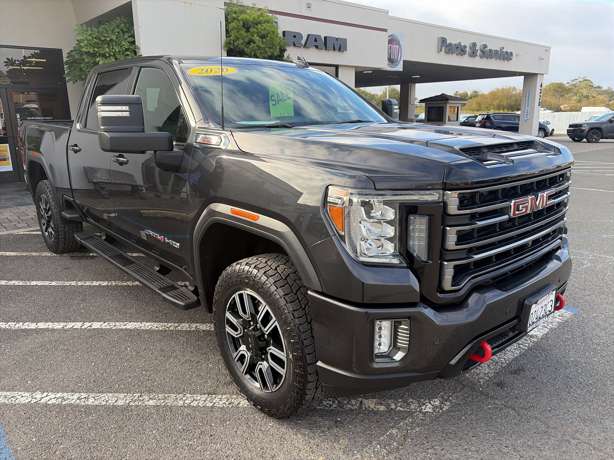 Used 2020 GMC Sierra 2500 AT4 w/ AT4 Premium Package AWD/4WD image 21