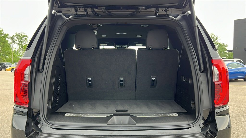 Used 2025 GMC Yukon Denali image 39