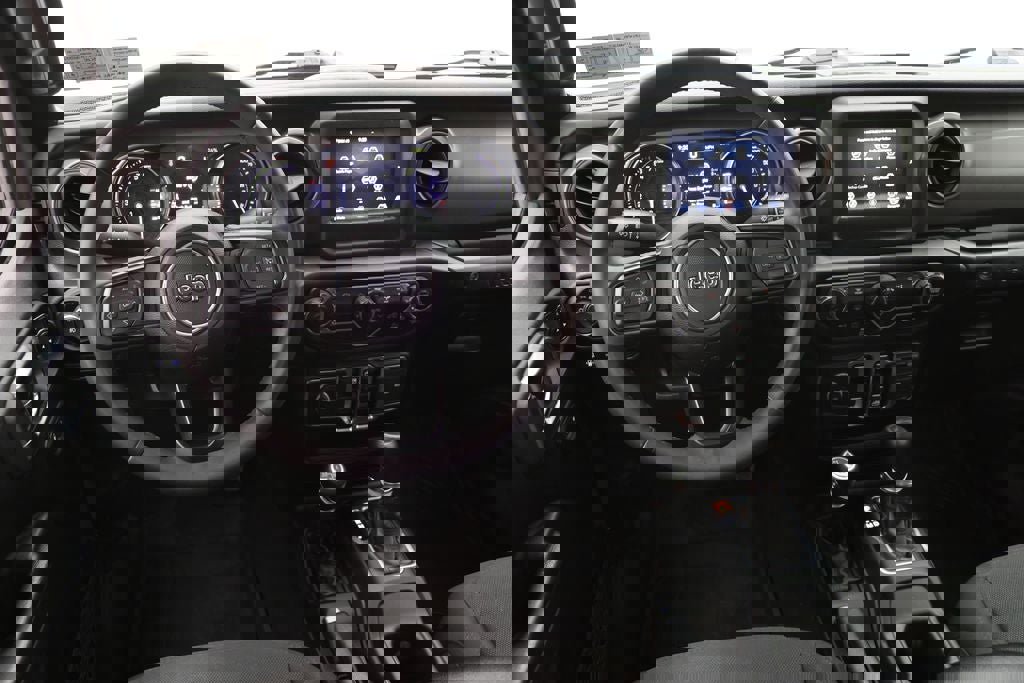 Used 2023 Jeep Wrangler Unlimited image 12