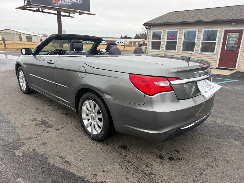Used 2013 Chrysler 200 Touring image 7