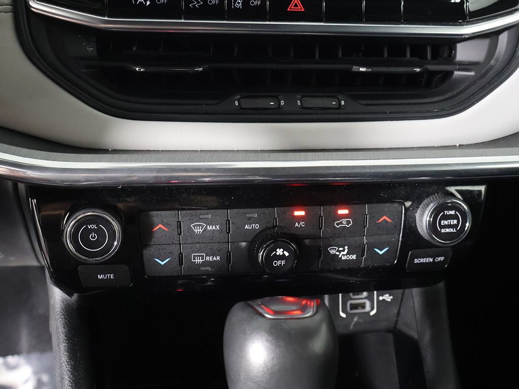 Used 2023 Jeep Compass Limited AWD/4WD image 42