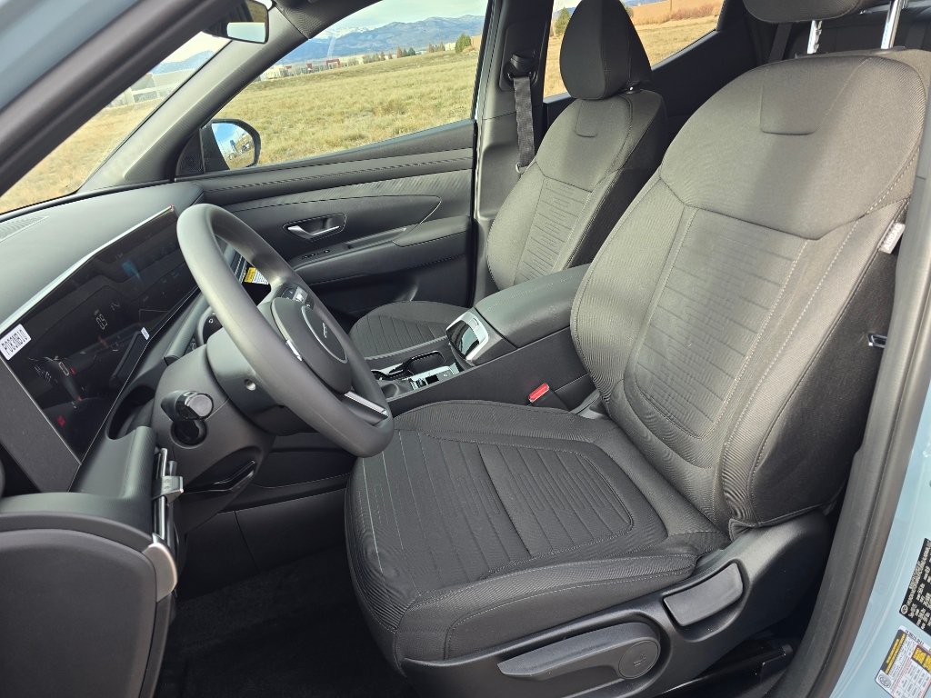 Used 2026 Hyundai Santa Cruz SE AWD/4WD image 14