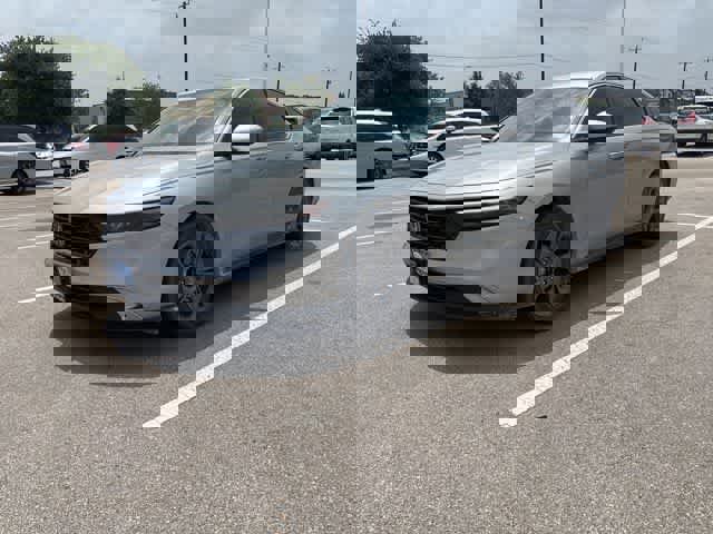 Used 2024 Honda Accord EX image 1