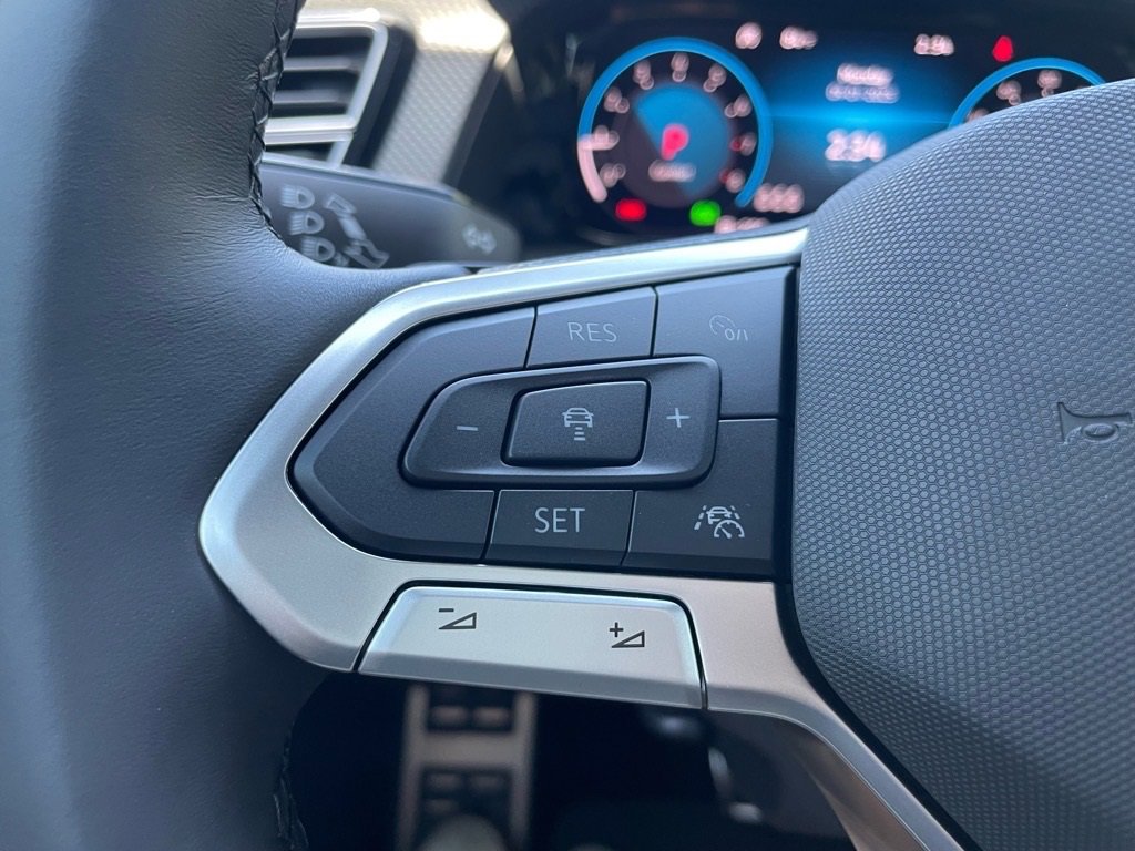 New 2026 Volkswagen Atlas Cross Sport SEL R-Line image 6
